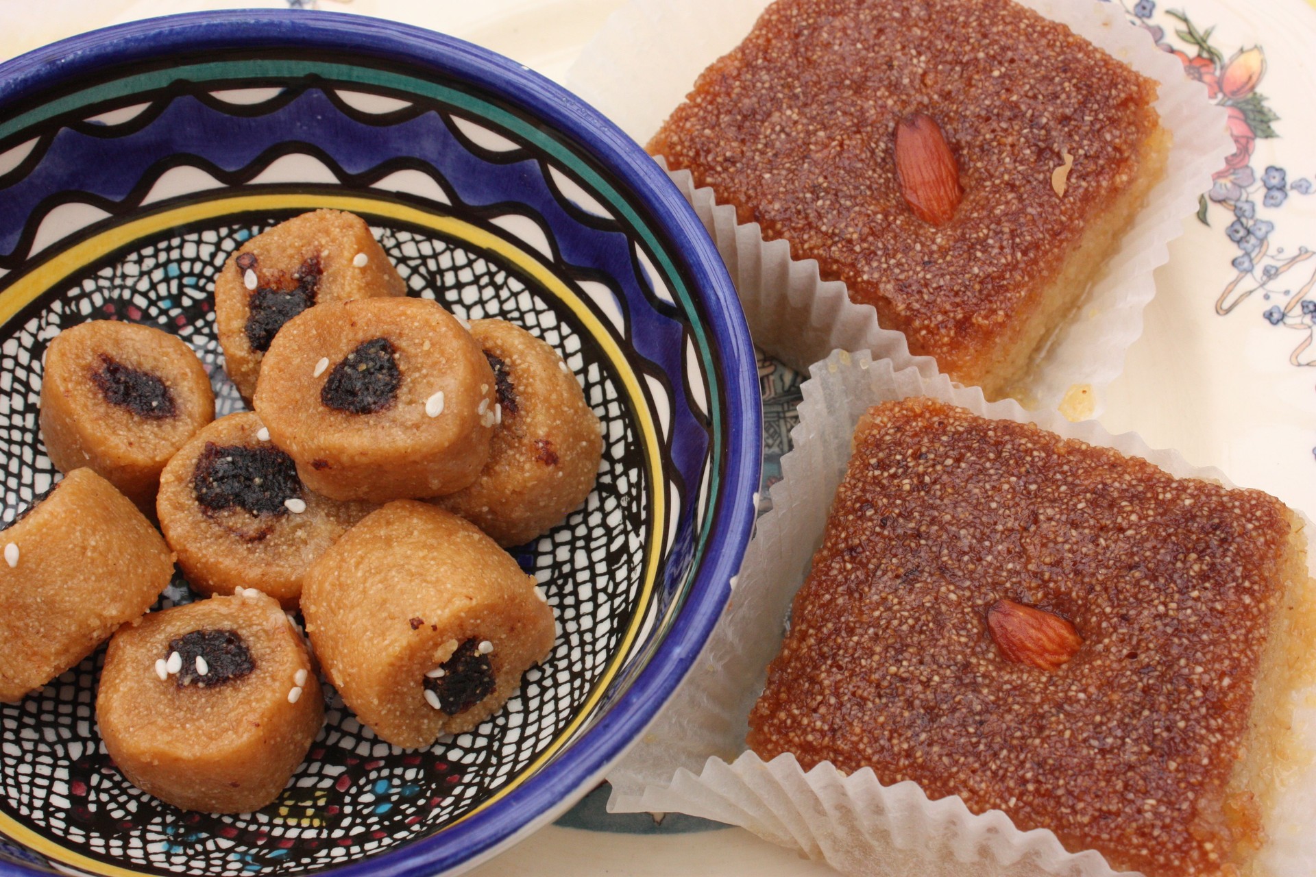 Cakes Ramadan   Makrout  Kalb el louz